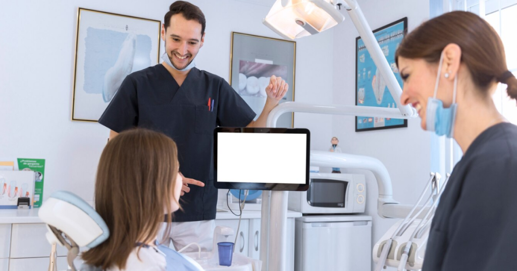 Client Relationship Management (CRM) To Start a Dental Consulting Business Online